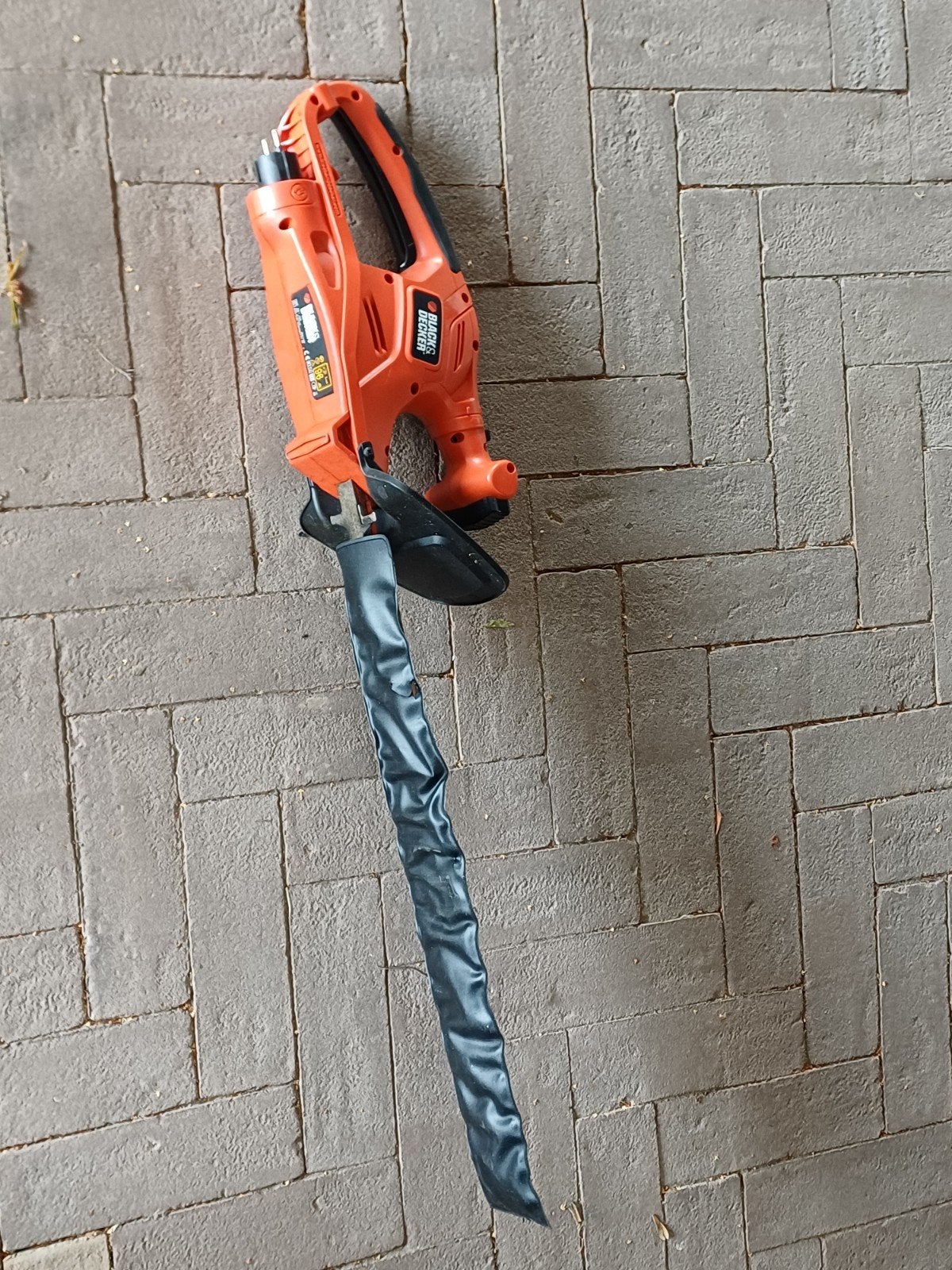 Black & Decker GT450 heggenschaar - Elektrisch, Ophalen, Gebruikt, Elektrisch, Black & Decker
