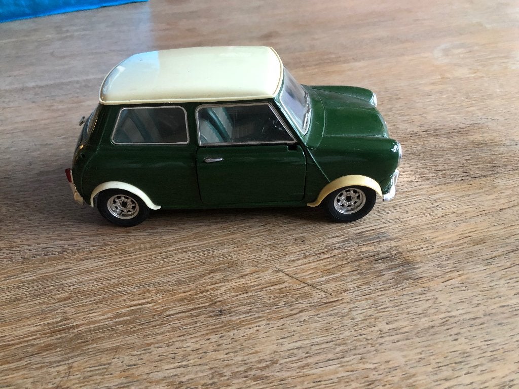 Speelgoed mini auto, Verzamelen, Ophalen, Gebruikt