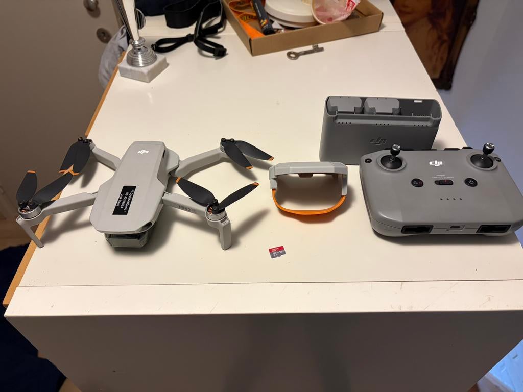 Dji mini 2 se, Audio, Tv en Foto, Drones, Ophalen, 5 tot 10 kilometer, 15 tot 30 minuten, Zo goed als nieuw