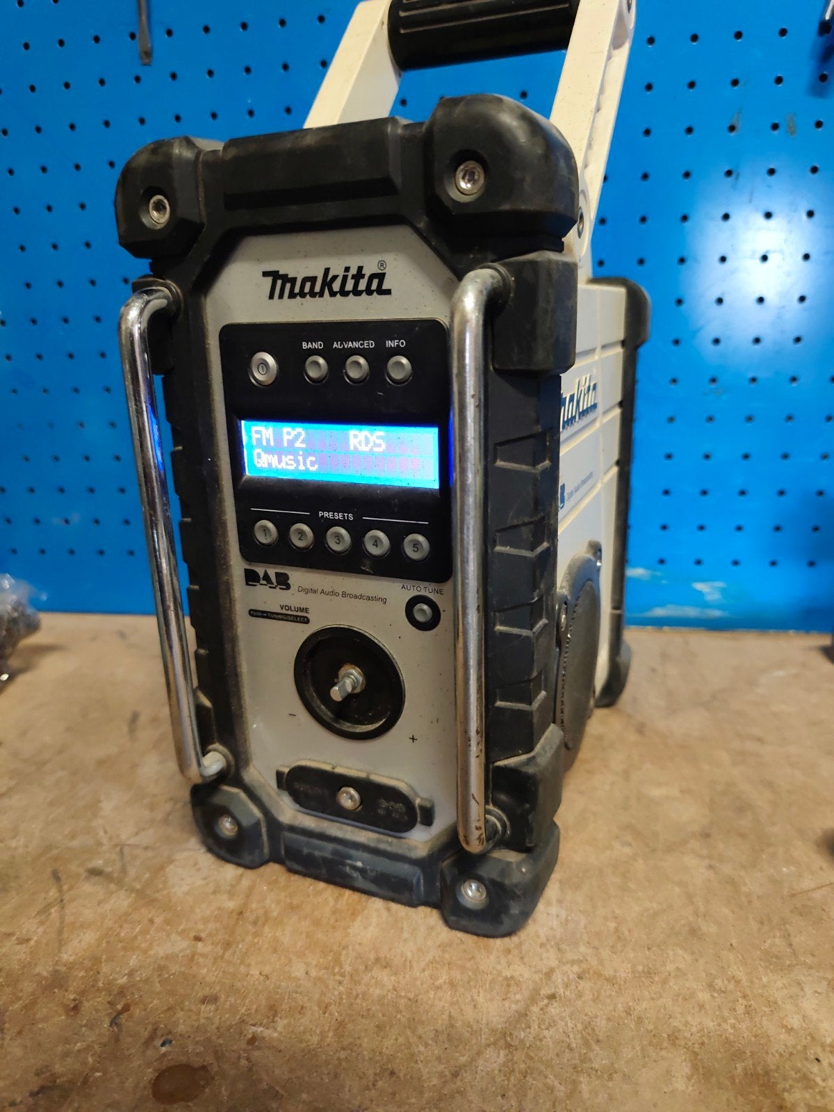 Makita accu bouwradio, Audio, Tv en Foto, Radio's, Ophalen of Verzenden, Bouwradio