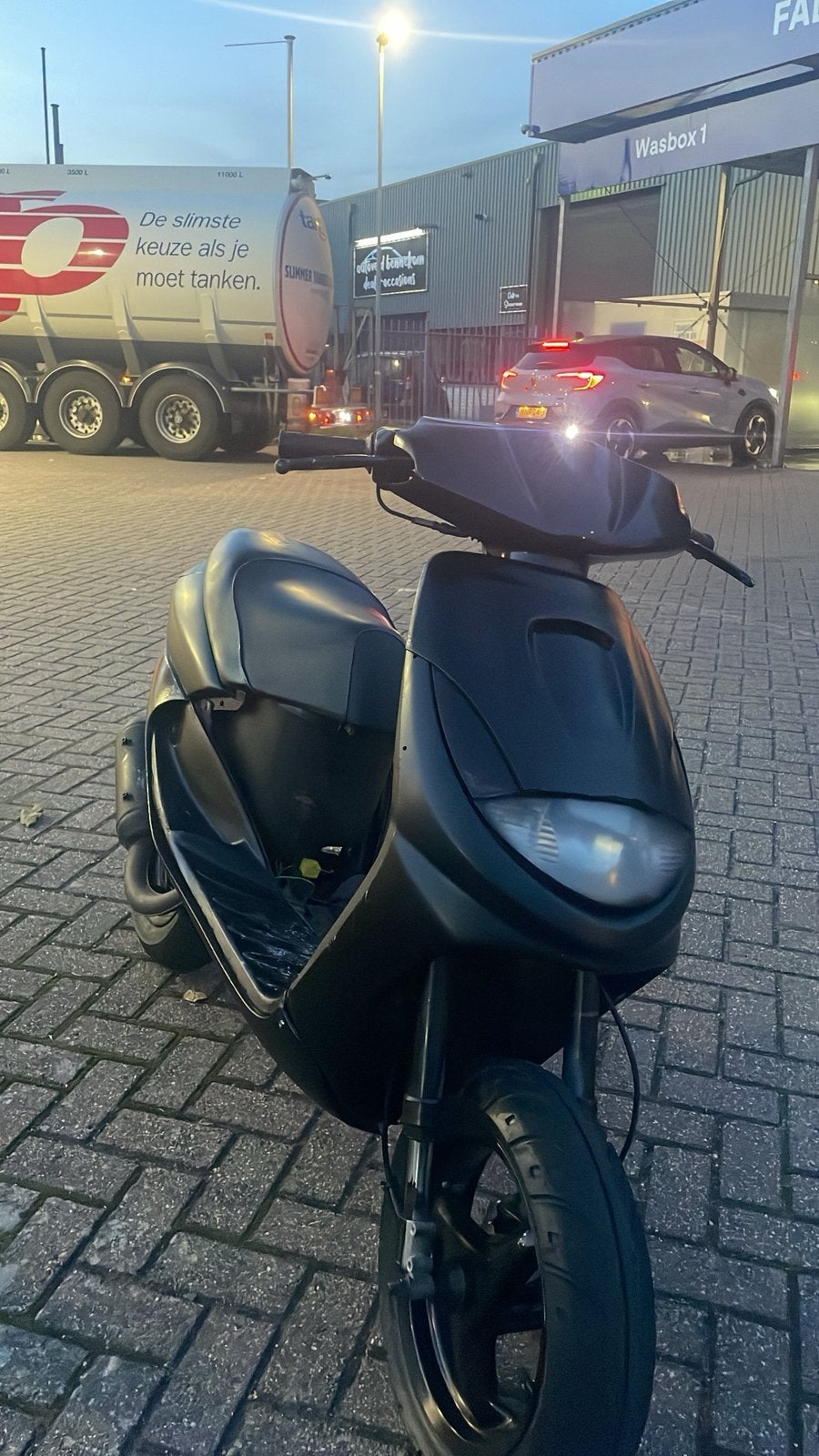 Vivacity brom, Ophalen, Zo goed als nieuw, Tweetakt, Vivacity