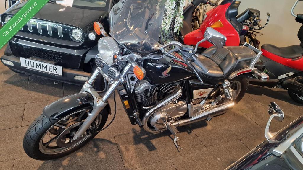 Honda VT 1100C Shadow /13025 mijl op de klok !/overdrive, Japan, 1099 cc, Chopper, Meer dan 35 kW