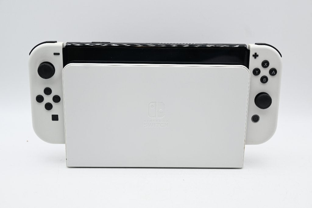 Nintendo Switch OLED 64GB (2025 Model) Wit, Spelcomputers en Games, Nintendo, Overige genres, 1 speler, Zo goed als nieuw