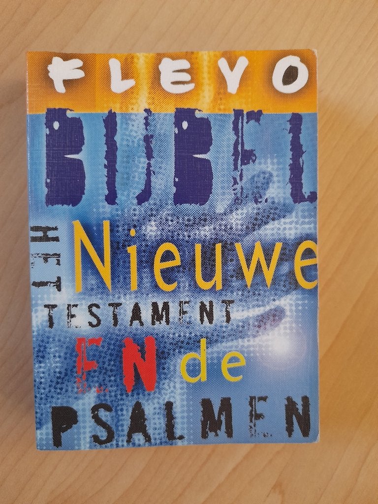 FLEVO BIJBEL NIEUWE TESTAMENT EN DE PSALMEN, Boeken, Ophalen of Verzenden, Zo goed als nieuw
