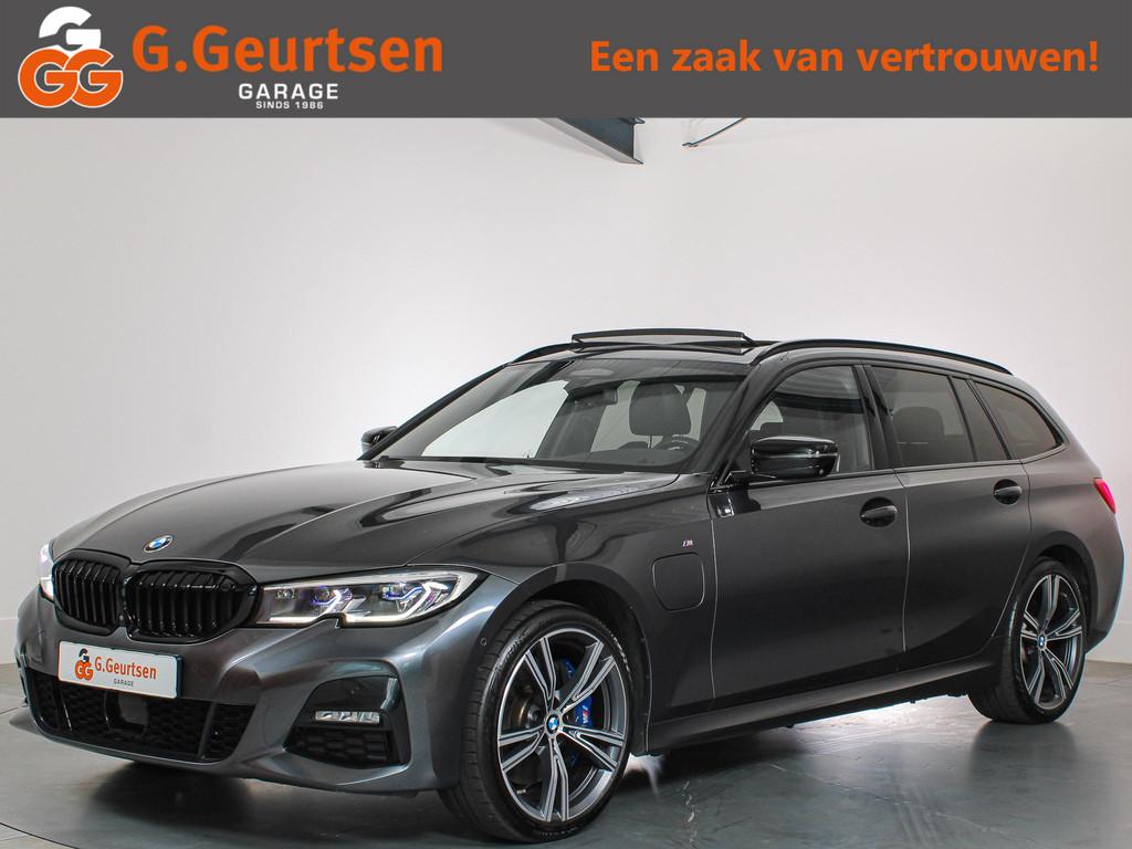 BMW 3-serie Touring 330e xDrive High Executive M-sport Panor, Auto's, BMW, 1998 cc, Gebruikt, 4 cilinders, 1865 kg