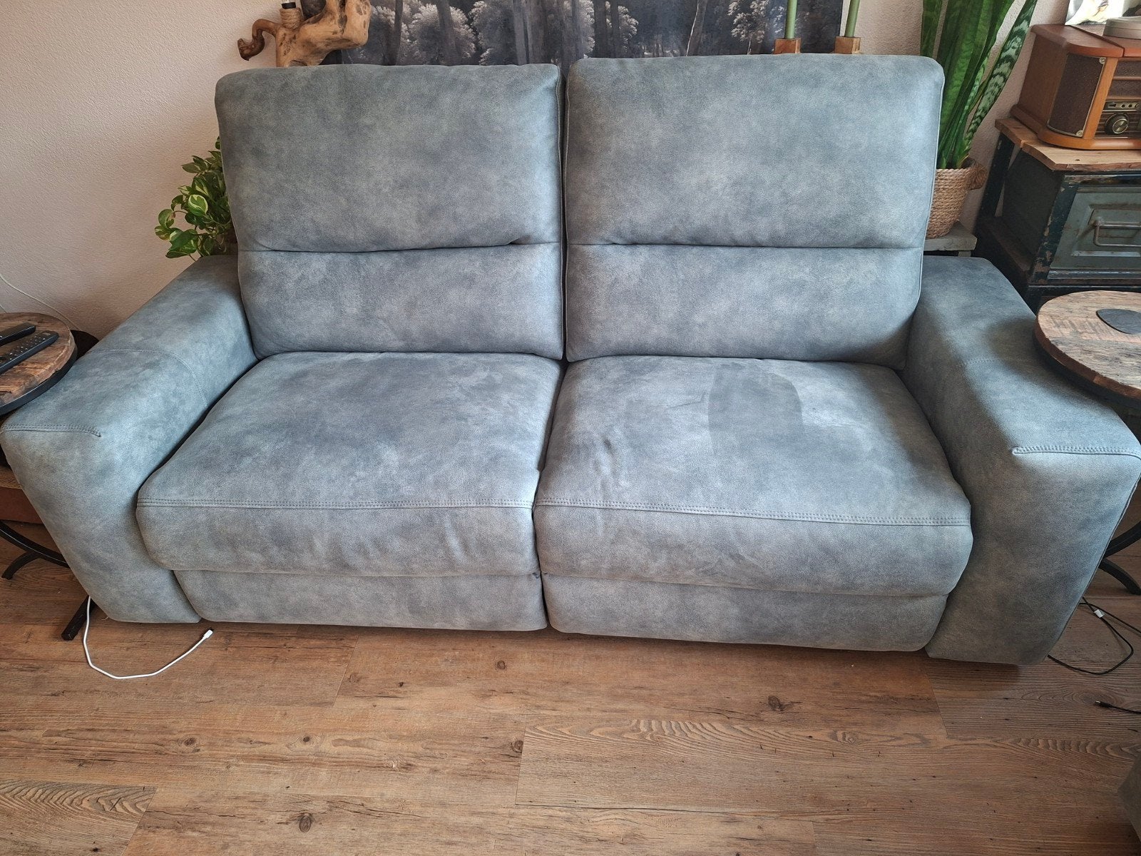 Zo goed als nieuwe bank met relaxfunctie en USB-poorten, Ophalen, Tweepersoons, 75 tot 100 cm, Zo goed als nieuw