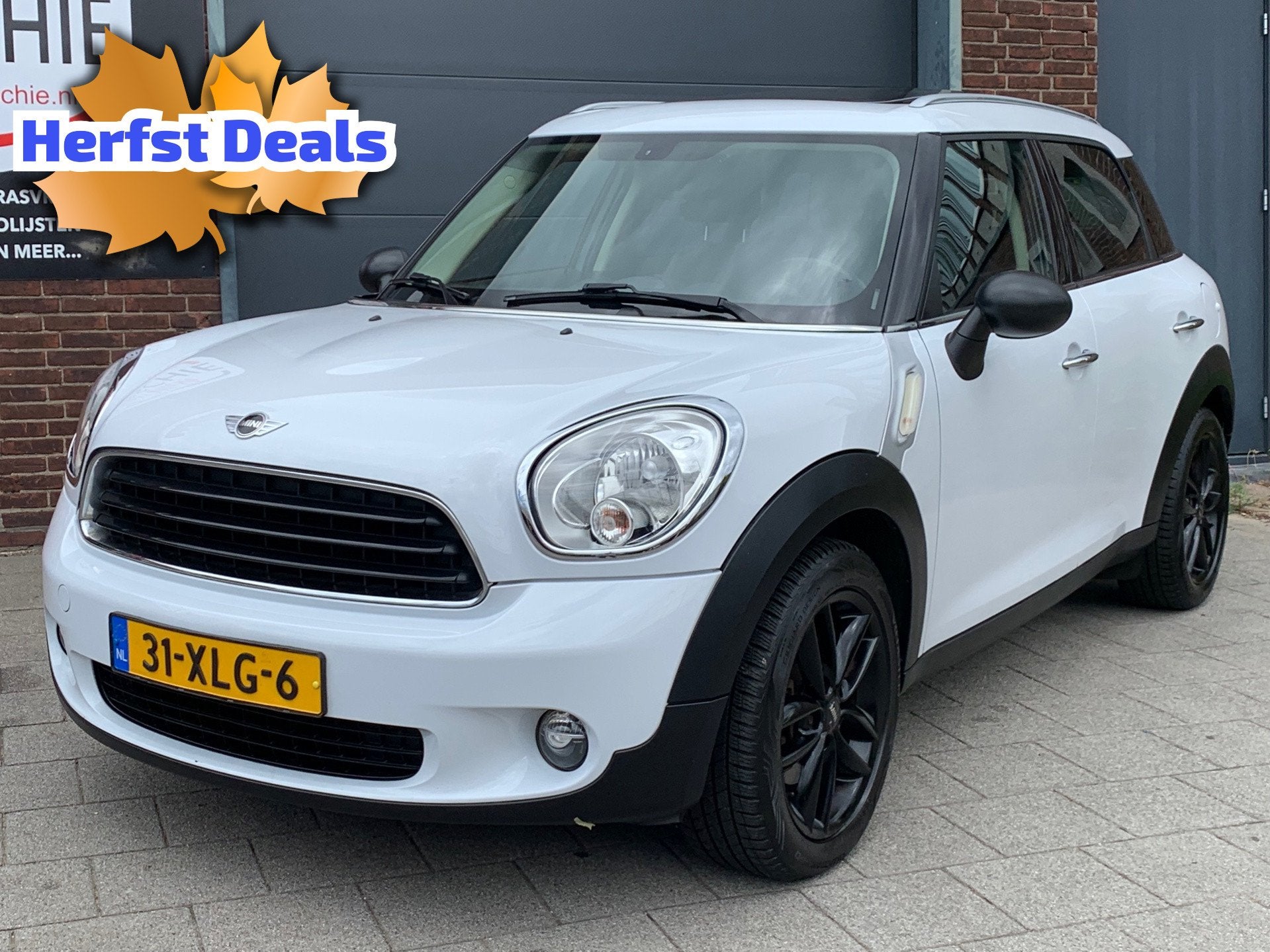 Mini Countryman 1.6 One Edition|Opendak|Navigatie|Airco|, Auto's, Voorwielaandrijving, Gebruikt, Zwart, Leder en Stof