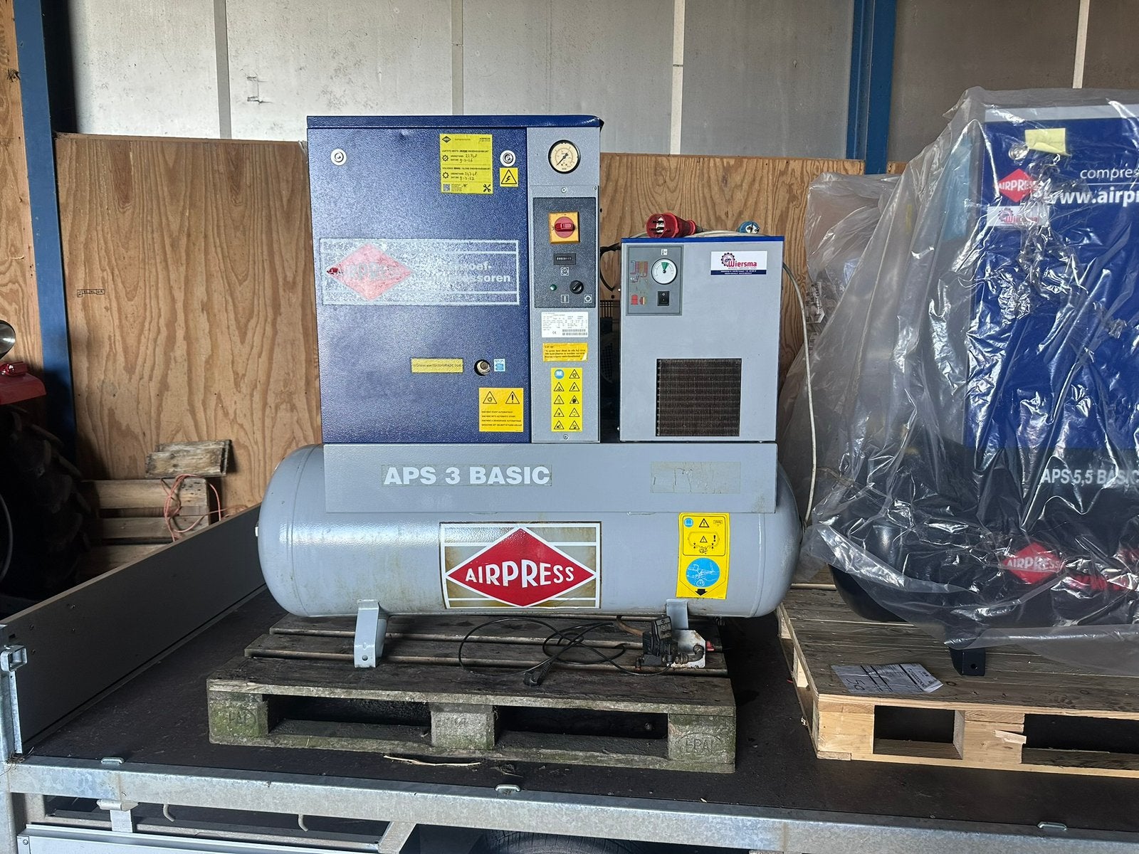 Airpress APS3 basic combidry Schroefcompressor met droger, 100 liter of meer, Ophalen of Verzenden, Zo goed als nieuw, 800 liter/min of meer