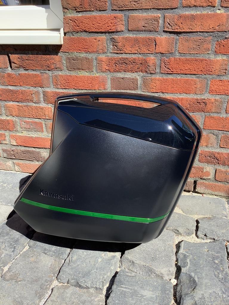 Koffer Kawasaki nieuw rechter zijkoffer, Ophalen, Nieuw