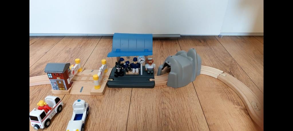 Treinset met beweegbare spoorwegovergang en geluid, Ophalen of Verzenden, Gebruikt