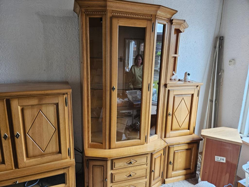 Gratis vitrinekast, Huis en Inrichting, Ophalen, 50 tot 75 cm, 200 cm of meer