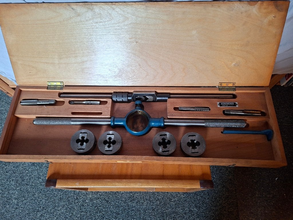 Tap en snij set, metrisch, Ophalen of Verzenden, Gebruikt, Snijgereedschap, Overige merken