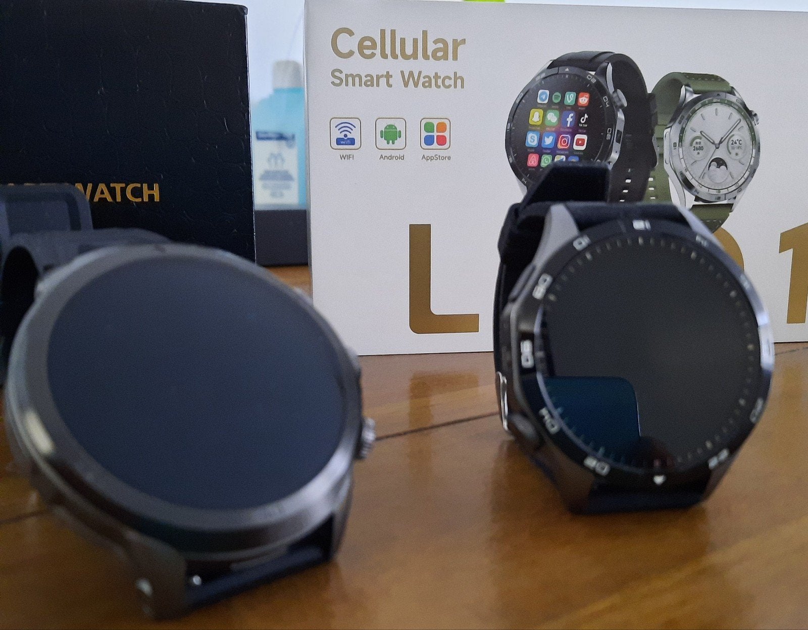 2x Smartwatches - LMO1 Cellular Smart Watch