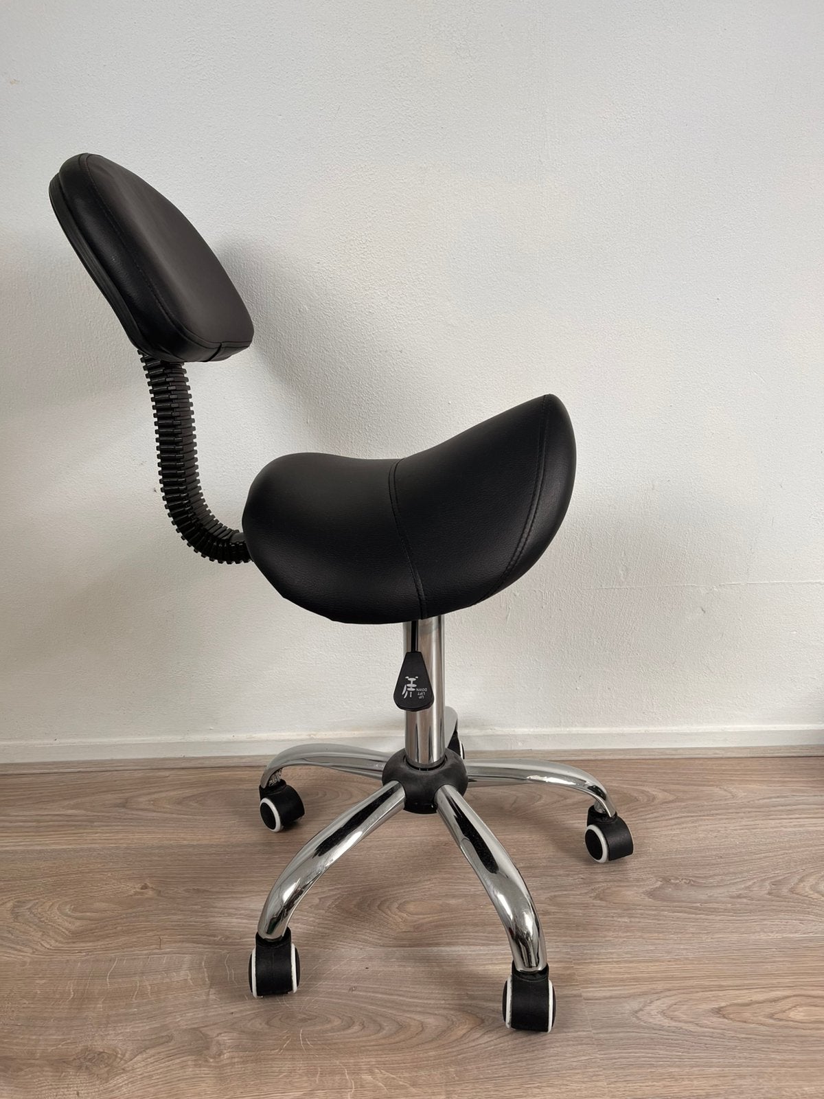 Tabouret zadelzit, Ophalen