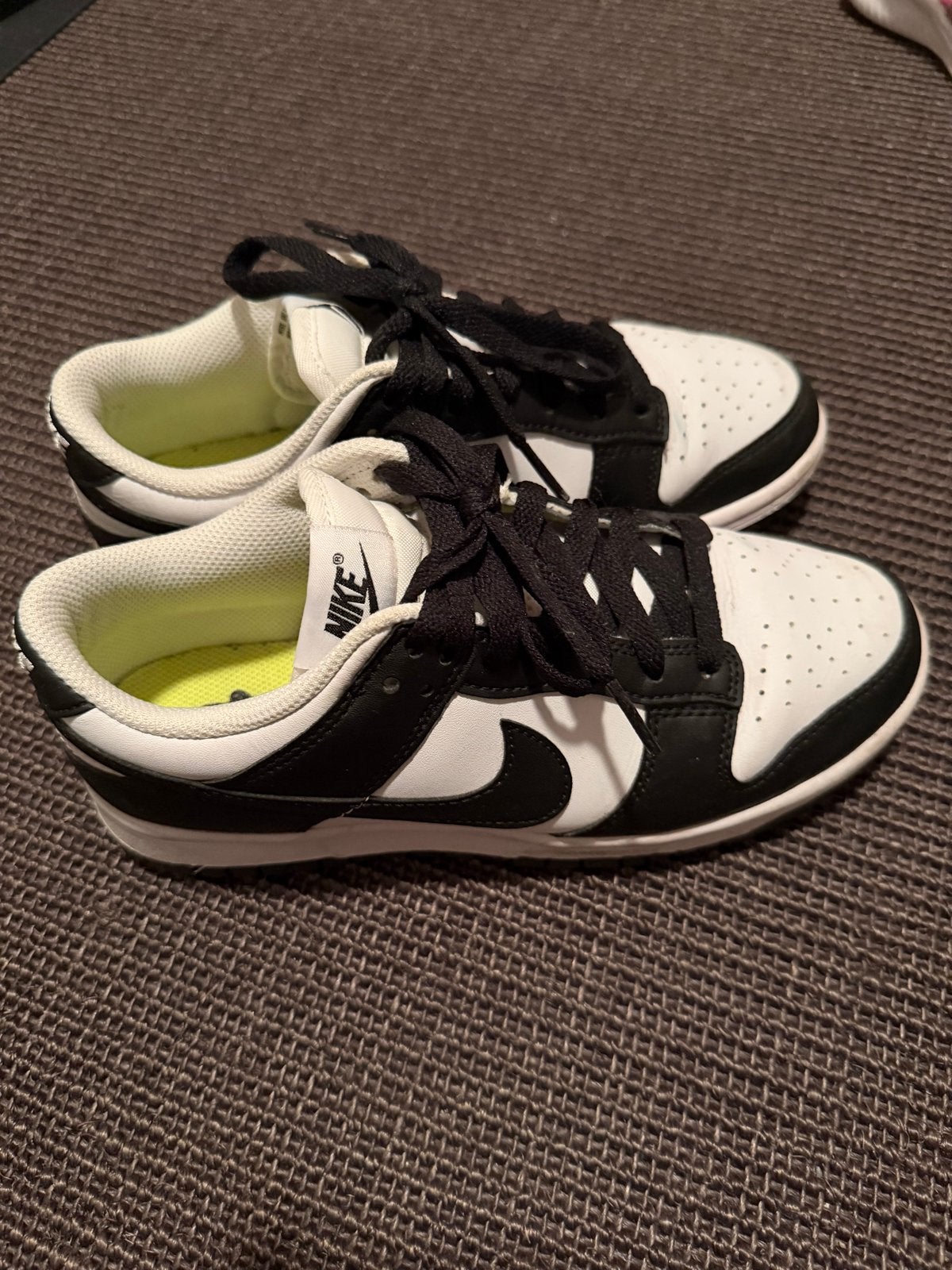 Nike Dunk Low Panda - Maat 37,5, Kleding | Dames, Wit, Ophalen of Verzenden, Sneakers of Gympen, Zo goed als nieuw