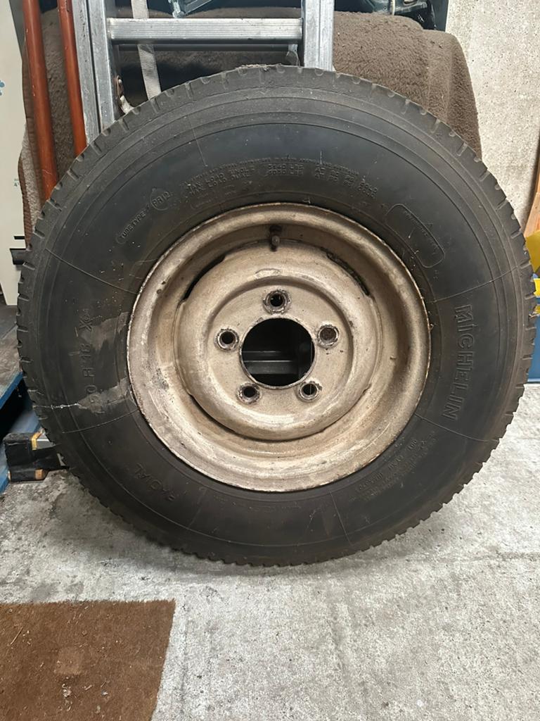 Land Rover Defender reserve wiel, Auto-onderdelen, Ophalen, Gebruikt, 16 inch, Banden en Velgen