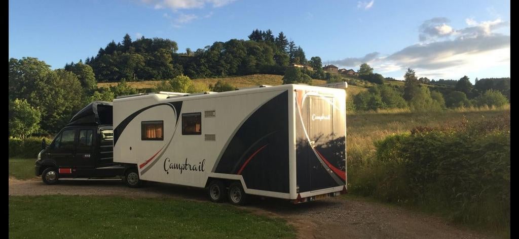 Camper trailer, Particulier, Half-integraal