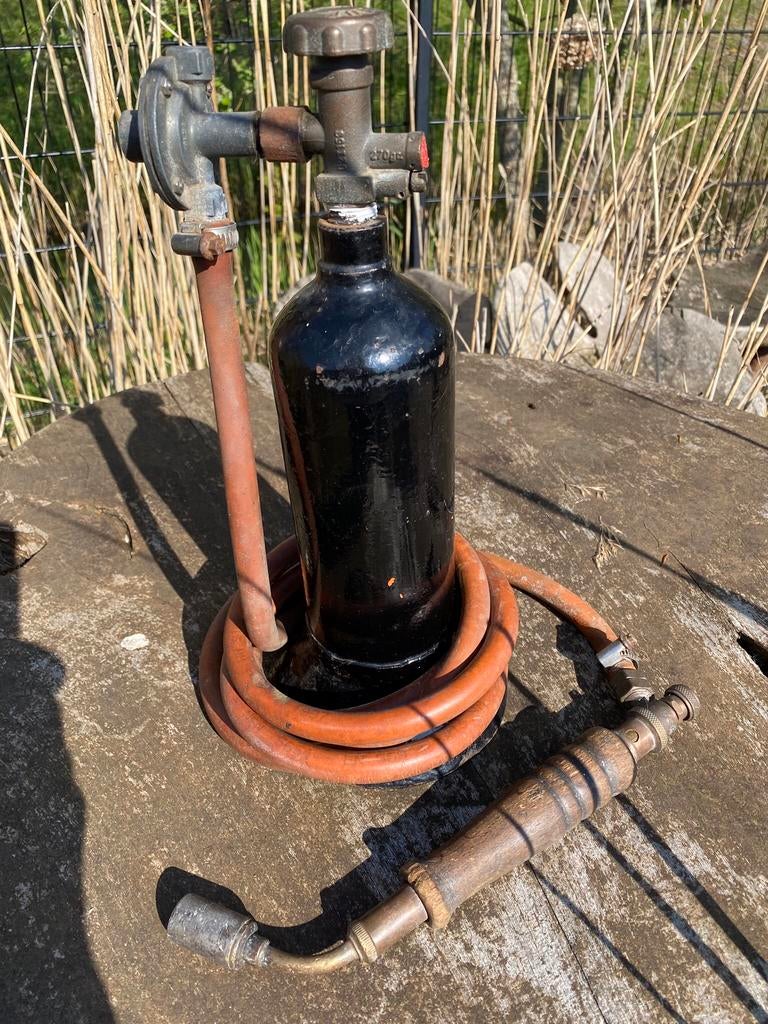 Lasapparaat/gasbrander,antiek,hoog 36 cm,doorsnee 8.5 cm,, Ophalen of Verzenden