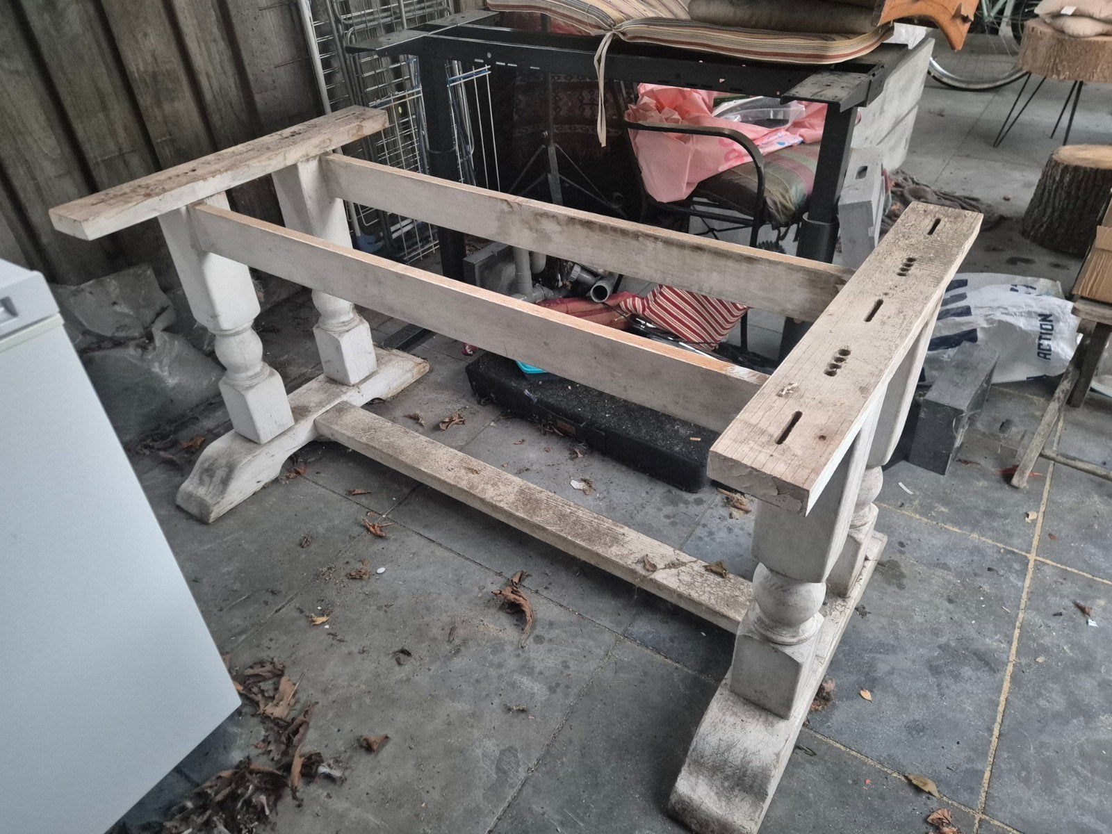 Gratis: Robuuste houten tafelpoten - Landelijke stijl, Ophalen, Tafelpoot, Minder dan 50 cm, Gebruikt