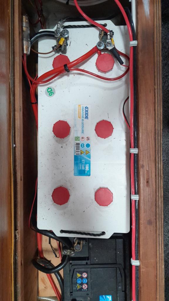 accu 12v  180amp, Watersport en Boten, Accessoires en Onderhoud, Ophalen of Verzenden, Motor en Techniek