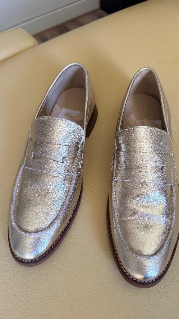 1x keer gedragen goudkleurige leren Sub55 mocassins mt 38, Overige kleuren, Verzenden, Instappers, Sub55