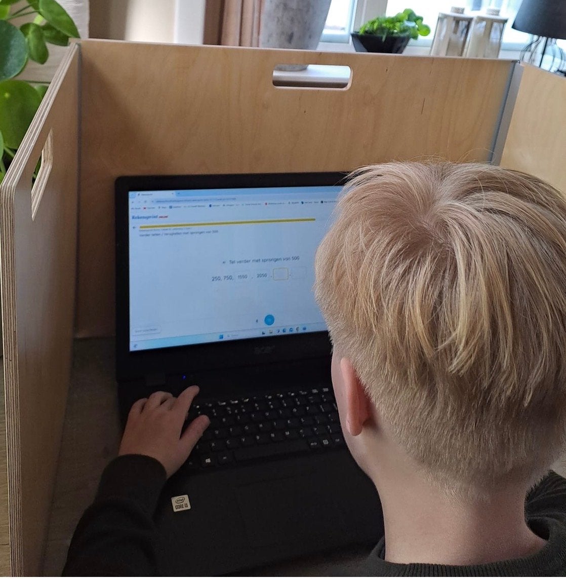 Draagbaar bureau opzetstuk voor focus en privacy, Ophalen, Hout, Zo goed als nieuw, Beige