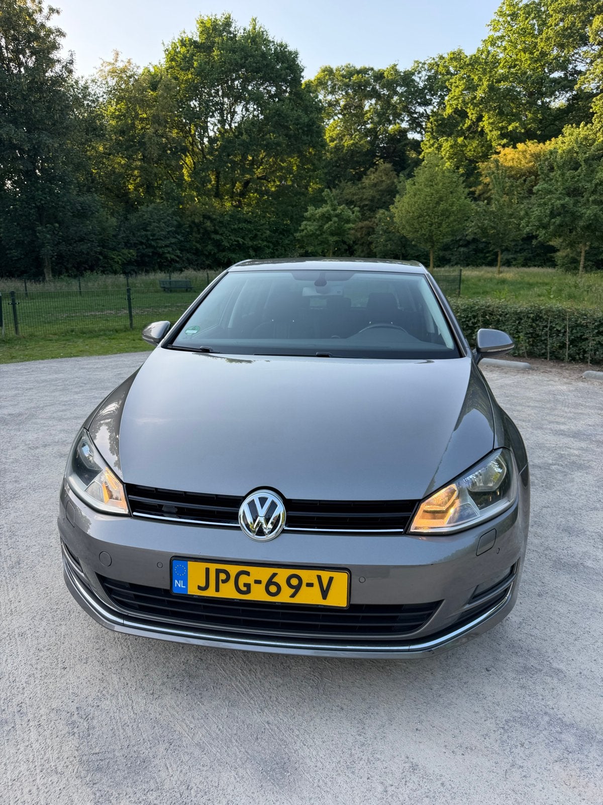 Volkswagen Golf Lounge 1.2 TSI 81KW 5D Dsg-7 2015 Grijs, Auto's, Volkswagen, Stof, 4 cilinders, 620 kg, 1151 kg