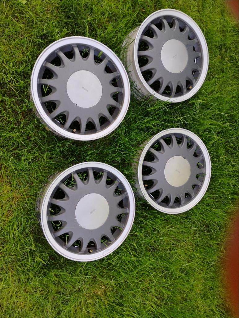 Velgen 15 inch voor Saab 900 , 9-3 , 9-5 in perfecte staat, Auto-onderdelen, Banden en Velgen, Overige, 15 inch, Velg(en), Overige