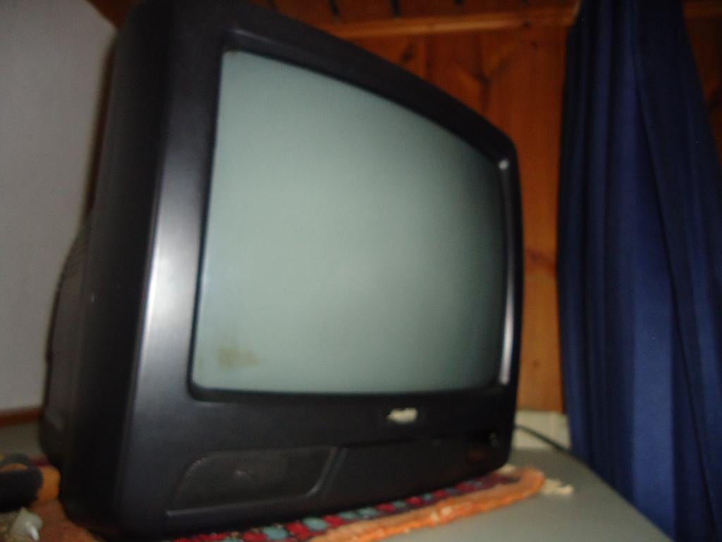Super-Tech TV, Gebruikt, 50 Hz, Minder dan 40 cm, Ophalen