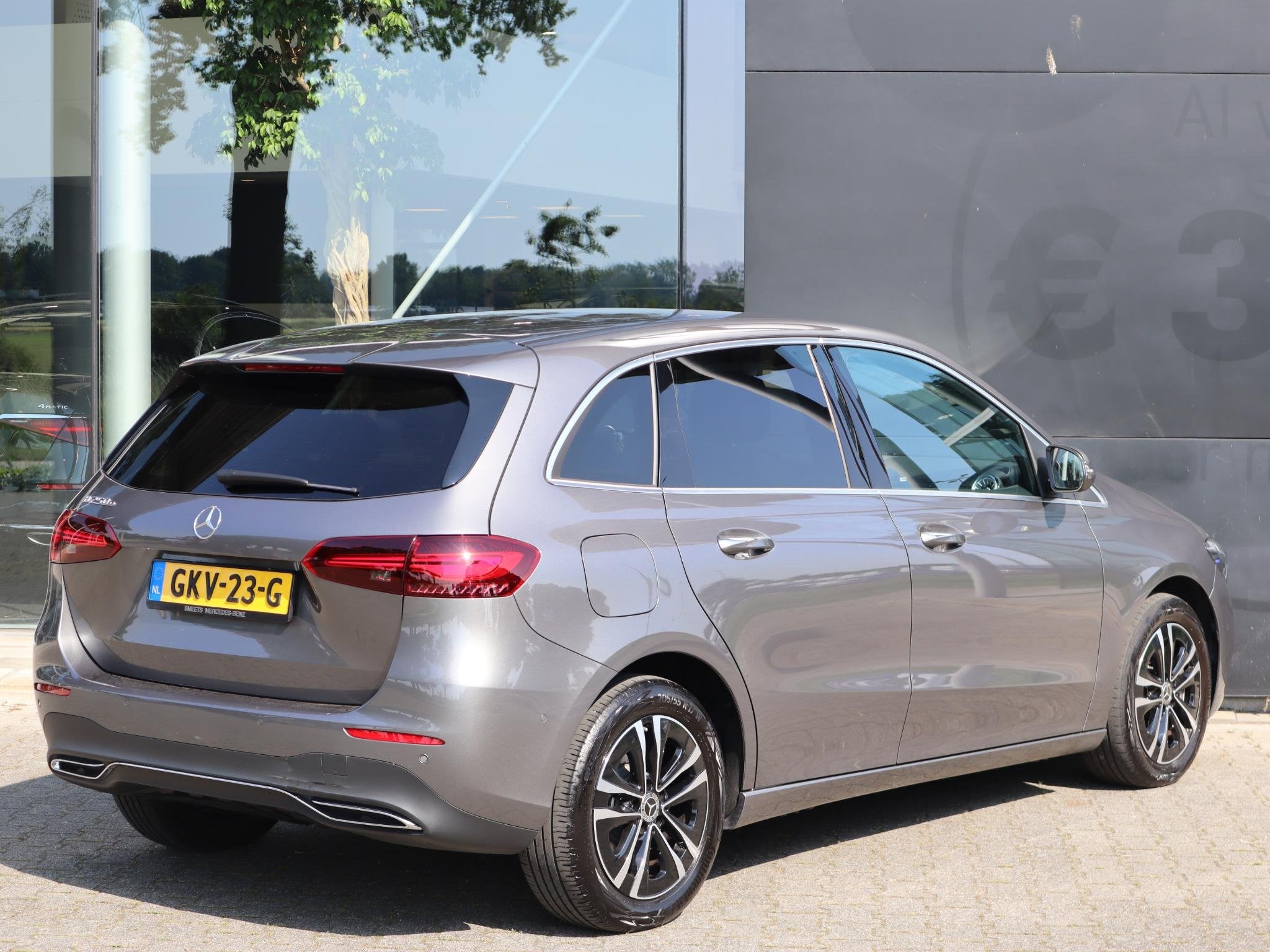 Mercedes-Benz B-klasse 250 e Star Edition l Keyless l Achter, Auto's, Dealer onderhouden, Gebruikt, Euro 6, 4 cilinders