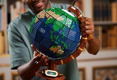 Nieuw - LEGO Wereldbol / The Globe 21332 (perfecte staat!), Kinderen en Baby's, Speelgoed | Duplo en Lego, Nieuw, Lego, Complete set