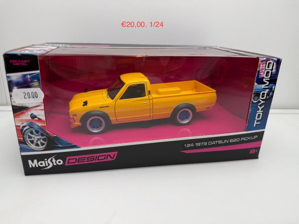 Maisto 1973 Datsun 620 Pick-Up 1:24, Ophalen of Verzenden, Gebruikt, Auto's