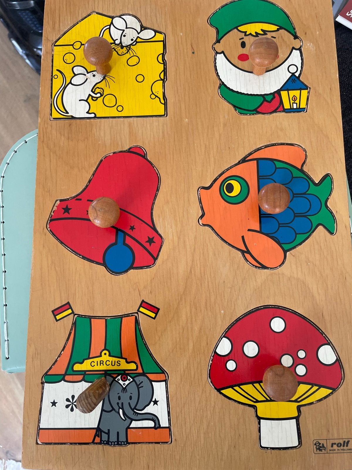 Houten legpuzzel met knoppen - Rolf, 2 tot 4 jaar, Gebruikt, Ophalen of Verzenden, Van hout