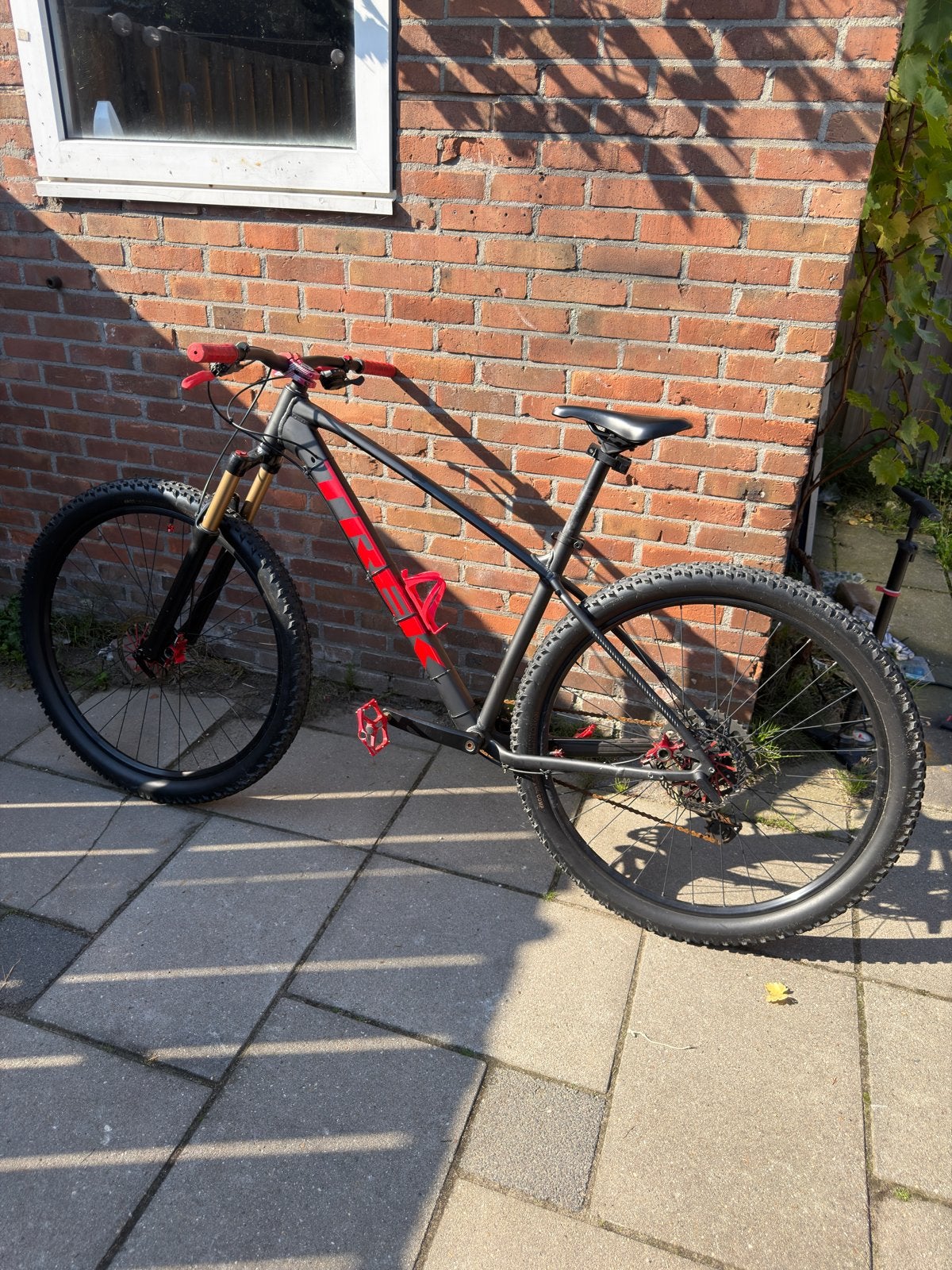 Trek Marlin 5 Gen 3 – Maat L