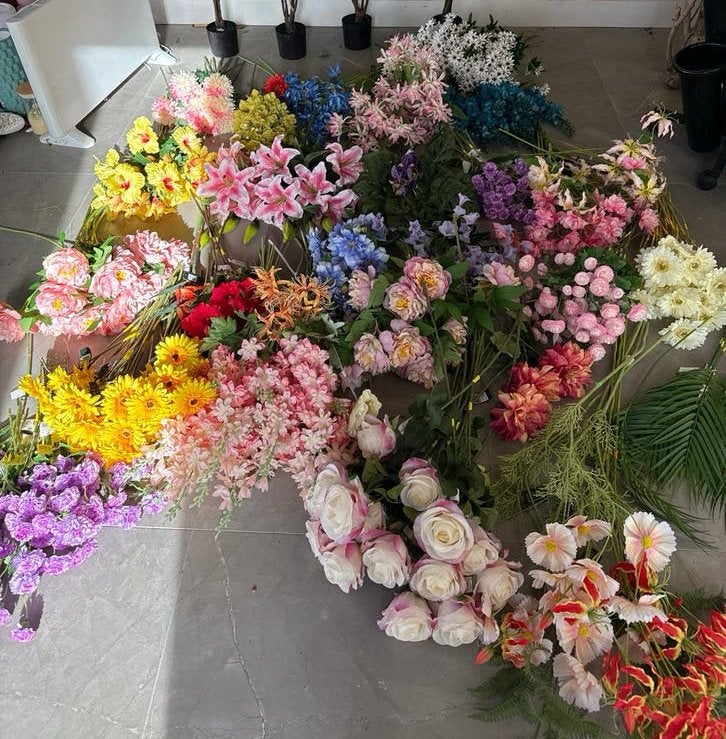 Restpartij +/- 400 Zijden Kunstbloemen & 4 keer kunstplant, Diversen, Ophalen, Nieuw