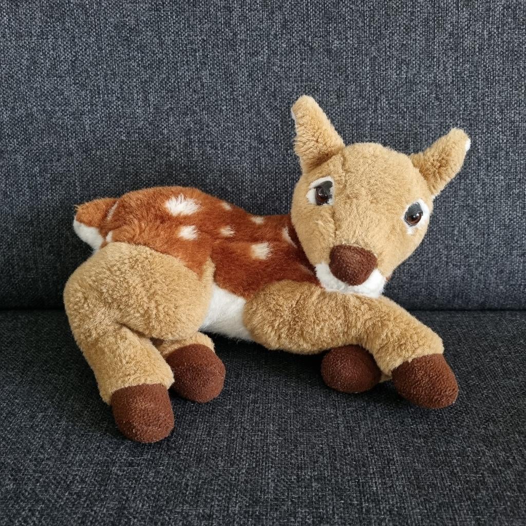 Liggende knuffel hert rendier bambi, Ophalen of Verzenden, Zo goed als nieuw, Overige typen