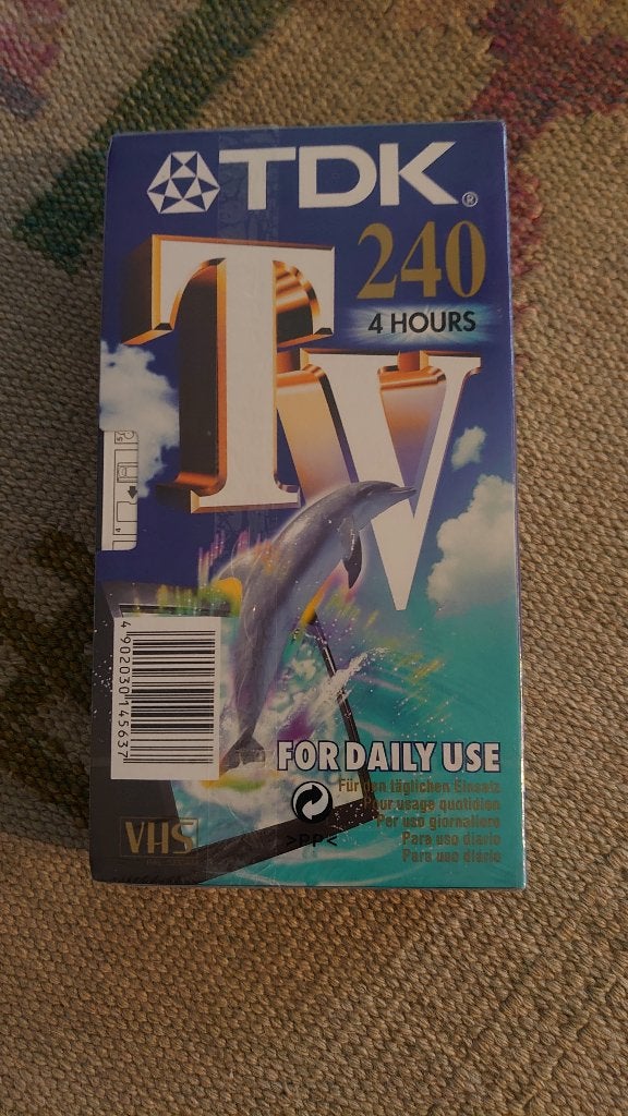 TDK TV 240 4 hours, nieuw nog in de folie., Alle leeftijden, Ophalen of Verzenden, Nieuw in verpakking, Overige genres