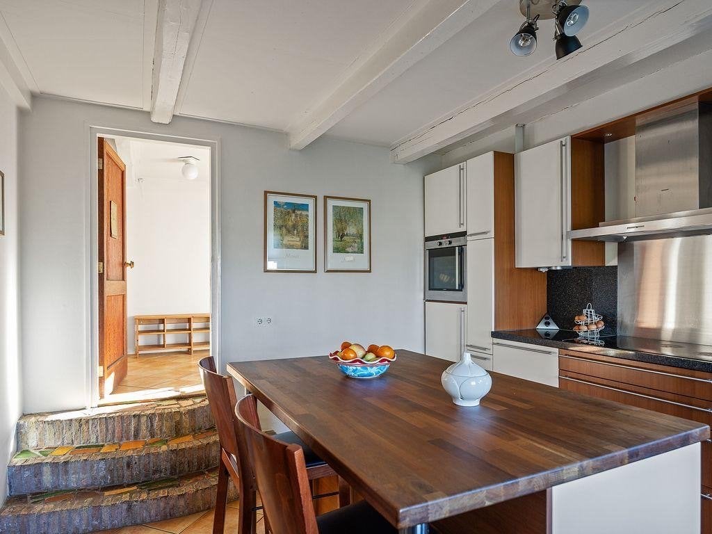 Hoekkeuken met bar en inbouwapparatuur, Huis en Inrichting, Ophalen, Gebruikt, Wit, Hoekkeuken