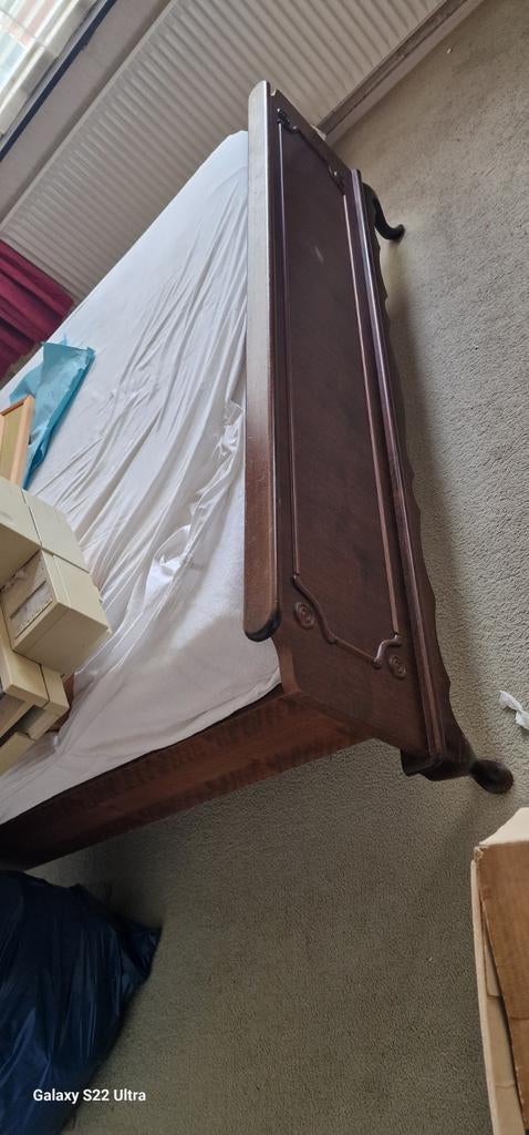 Houten bed met hoofdbord en voetbord, Ophalen of Verzenden