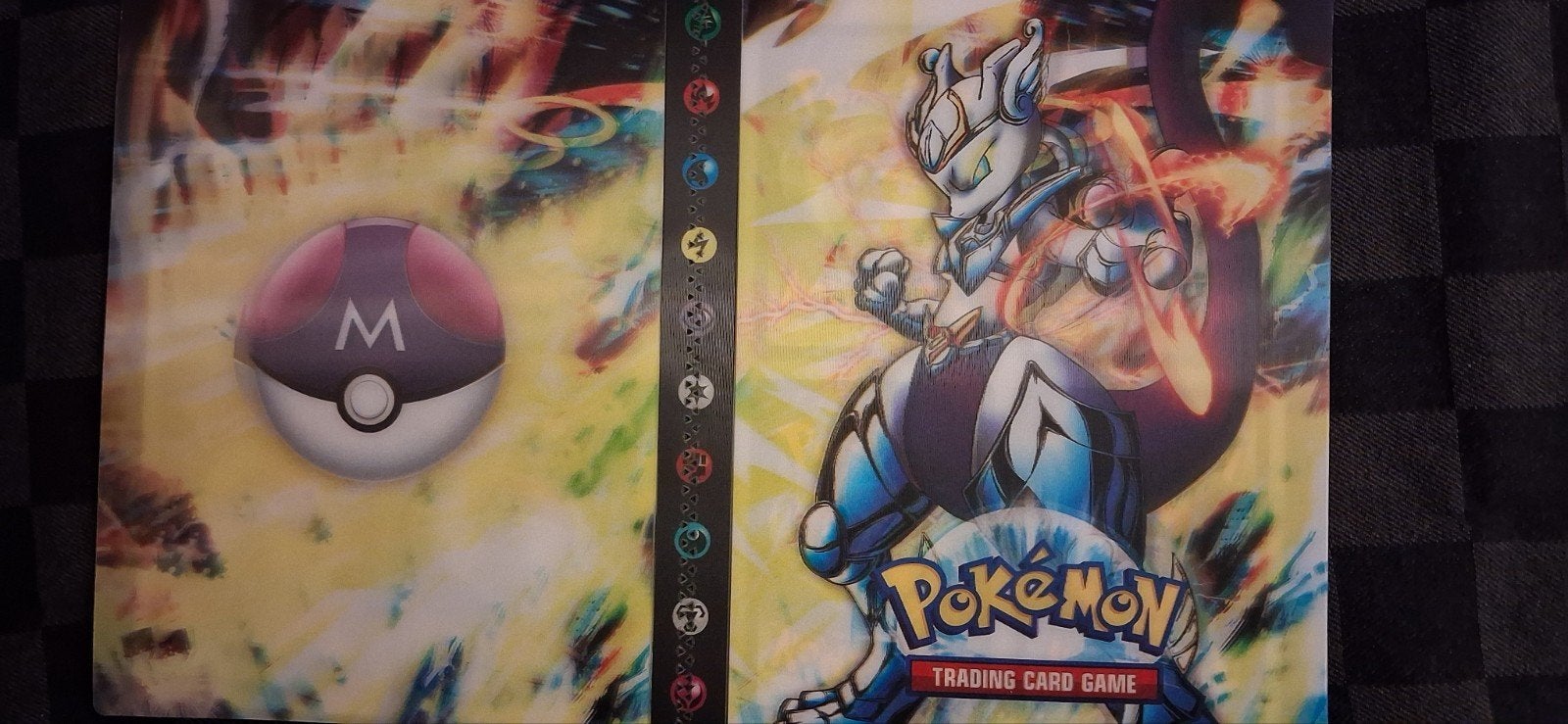 112 gewone Pokémon kaarten en een glimmende 4-vaks map, Ophalen, Zo goed als nieuw, Meerdere kaarten