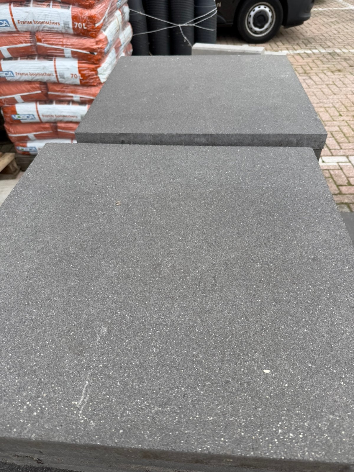 Zeer nette 60x60 tegels, Ophalen, Zo goed als nieuw, Beton, Terrastegels