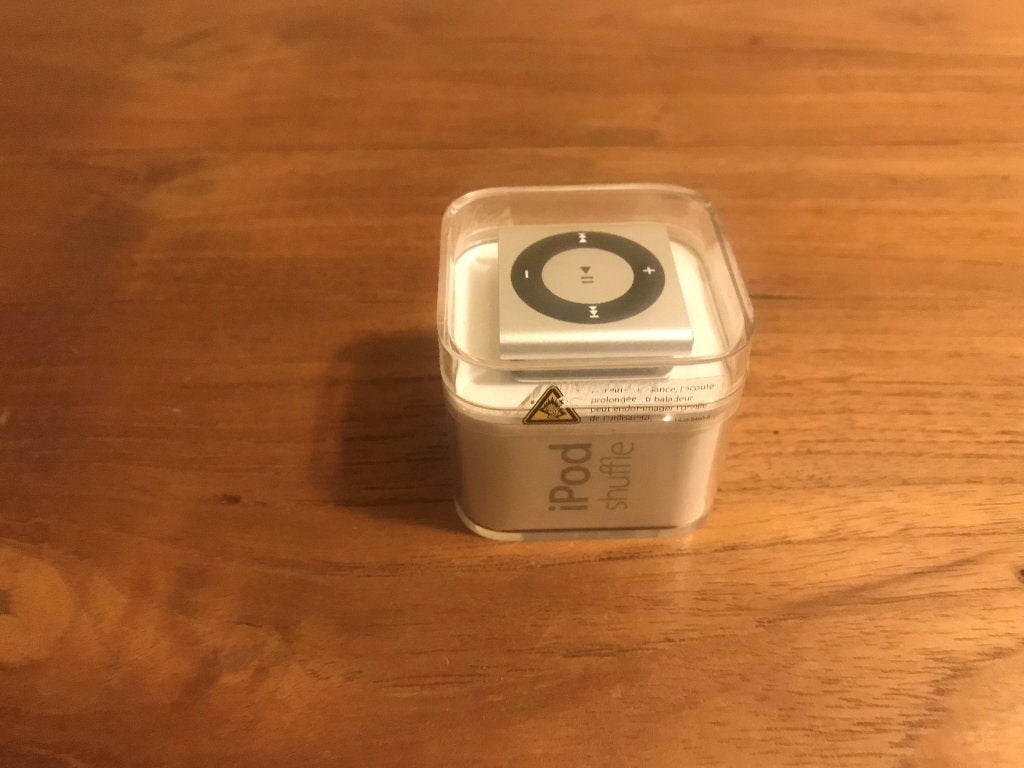 iPod Shuffle 4e Generatie - Zilver (Nieuw) 2 GB, Audio, Tv en Foto, Mp3-spelers | Apple iPod, Verzenden, Nieuw, Shuffle, 2 tot 10 GB