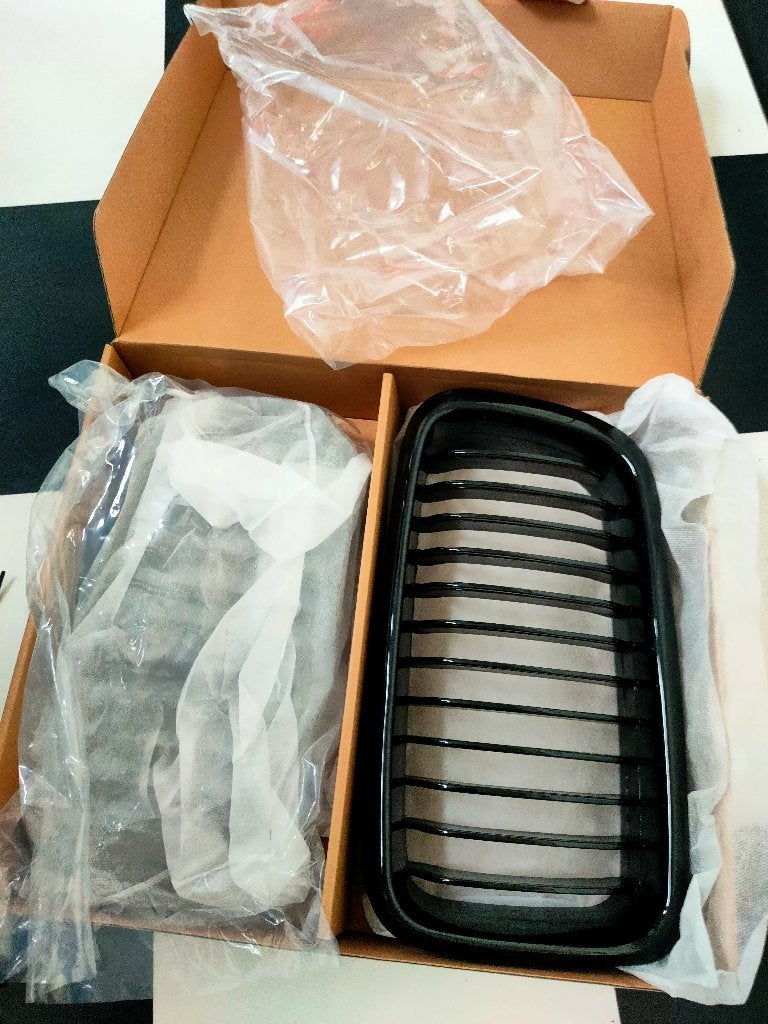 Orginele Bmw Grill E38 hoogglans zwart facelif links, Ophalen of Verzenden, Nieuw, BMW