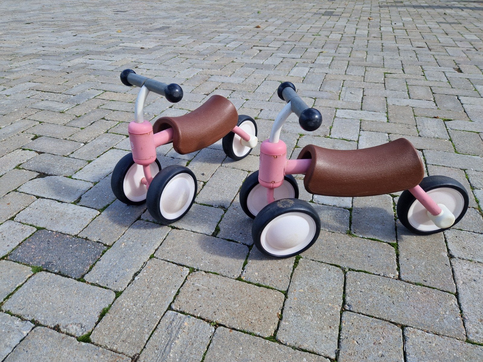 Set van 2 mini loopfietsjes voor de allerkleinsten, Ophalen of Verzenden, Gebruikt, Loopfiets