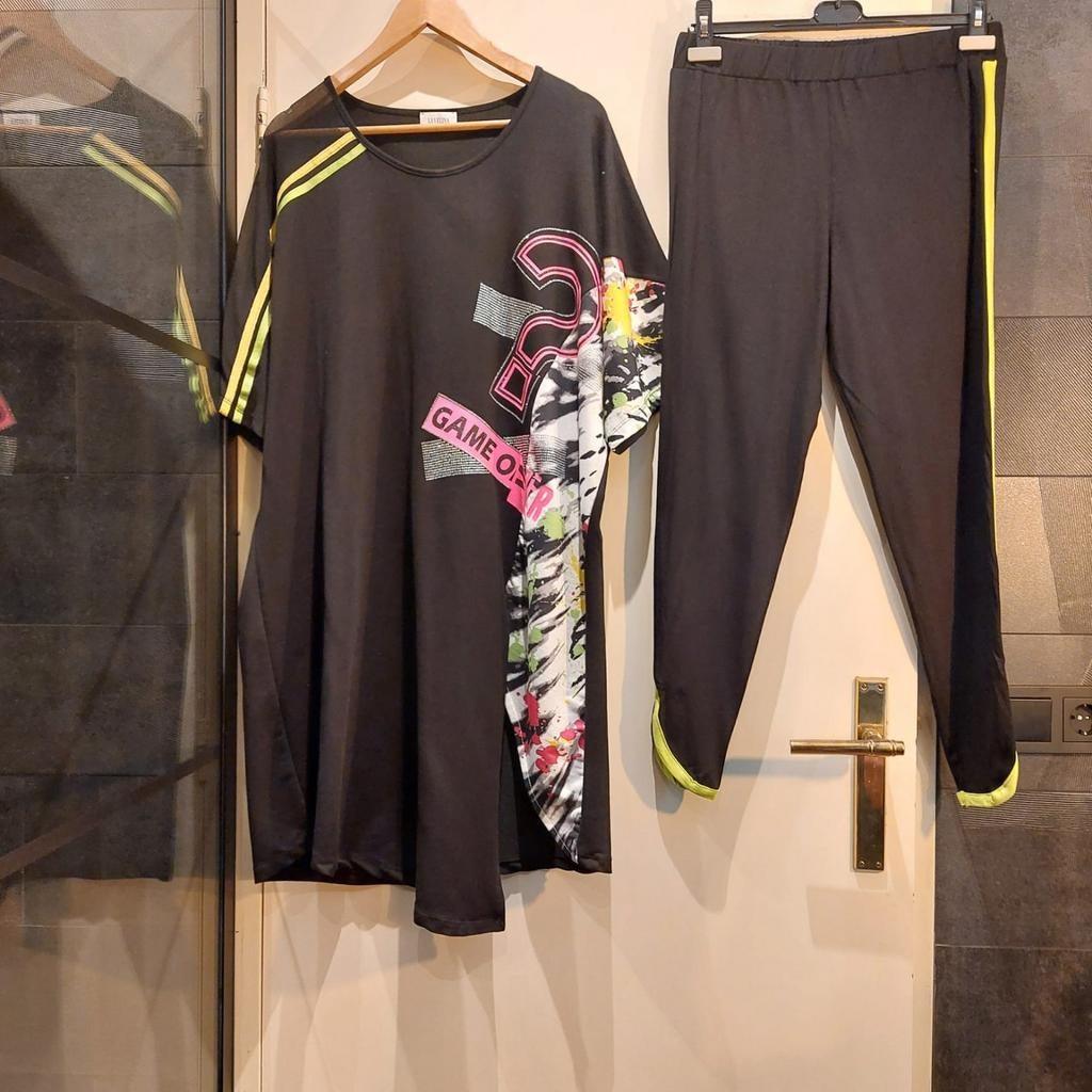 Top en broek van het merk La Velina.  Maat 2 (46/48), Kleding | Dames, Grote Maten, Overige typen, Verzenden, Zwart, Nieuw