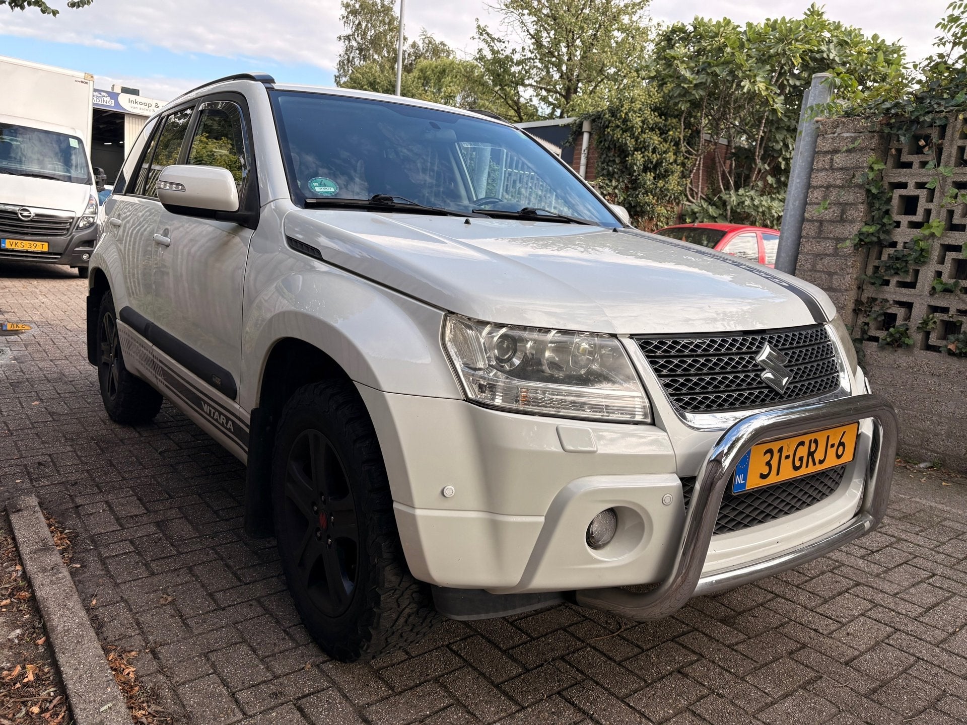 Suzuki Grand Vitara 2.4 High Executive - 4x4 - leder - airco, Automatische klimaatregeling, Gebruikt, 4 cilinders, 1850 kg