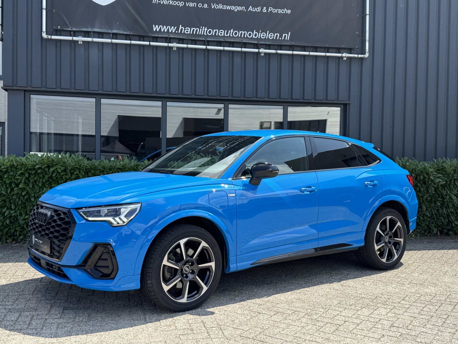 Audi Q3 Sportback 45 TFSI e 245pk S-Line Aut. Matrix Led Spo, Auto's, Gebruikt, Blauw, Leder en Stof, Automatische klimaatregeling