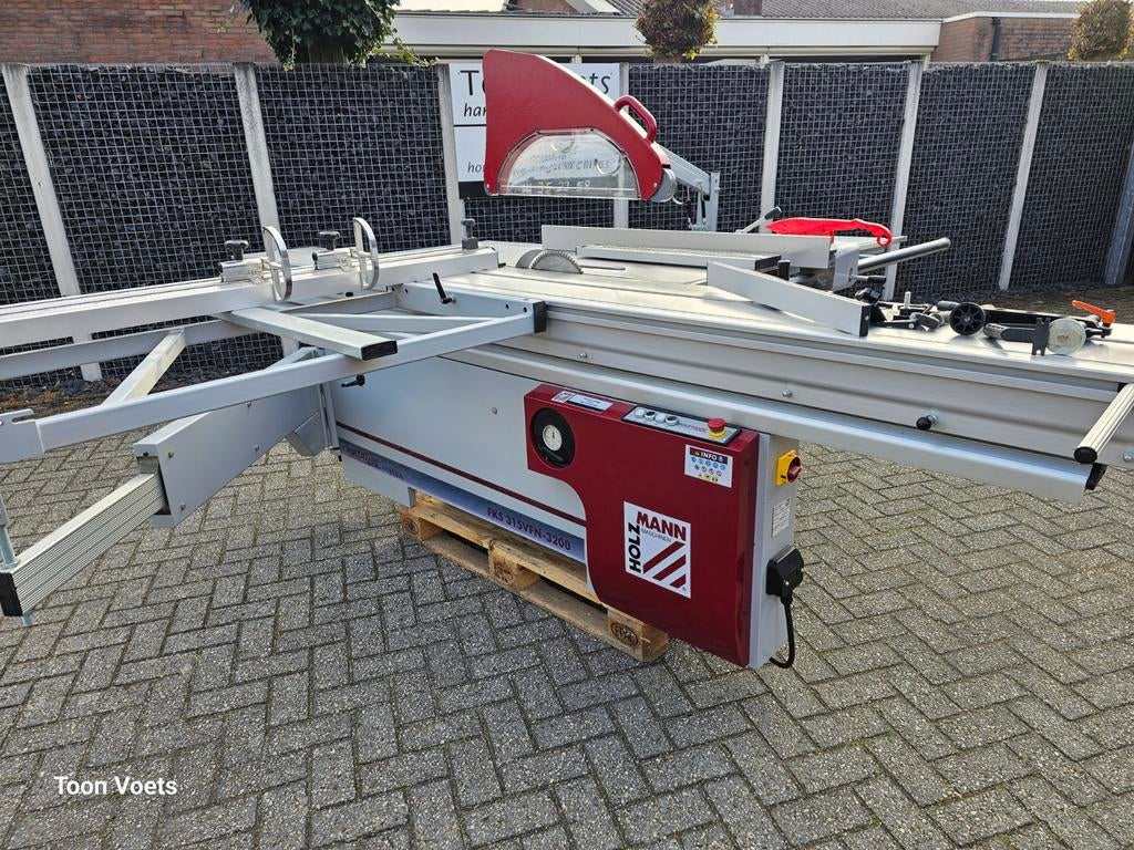 Formaatzaag roltafel 320 met voorritser Nieuwstaat, Ophalen, 70 mm of meer, Overige typen, 1200 watt of meer