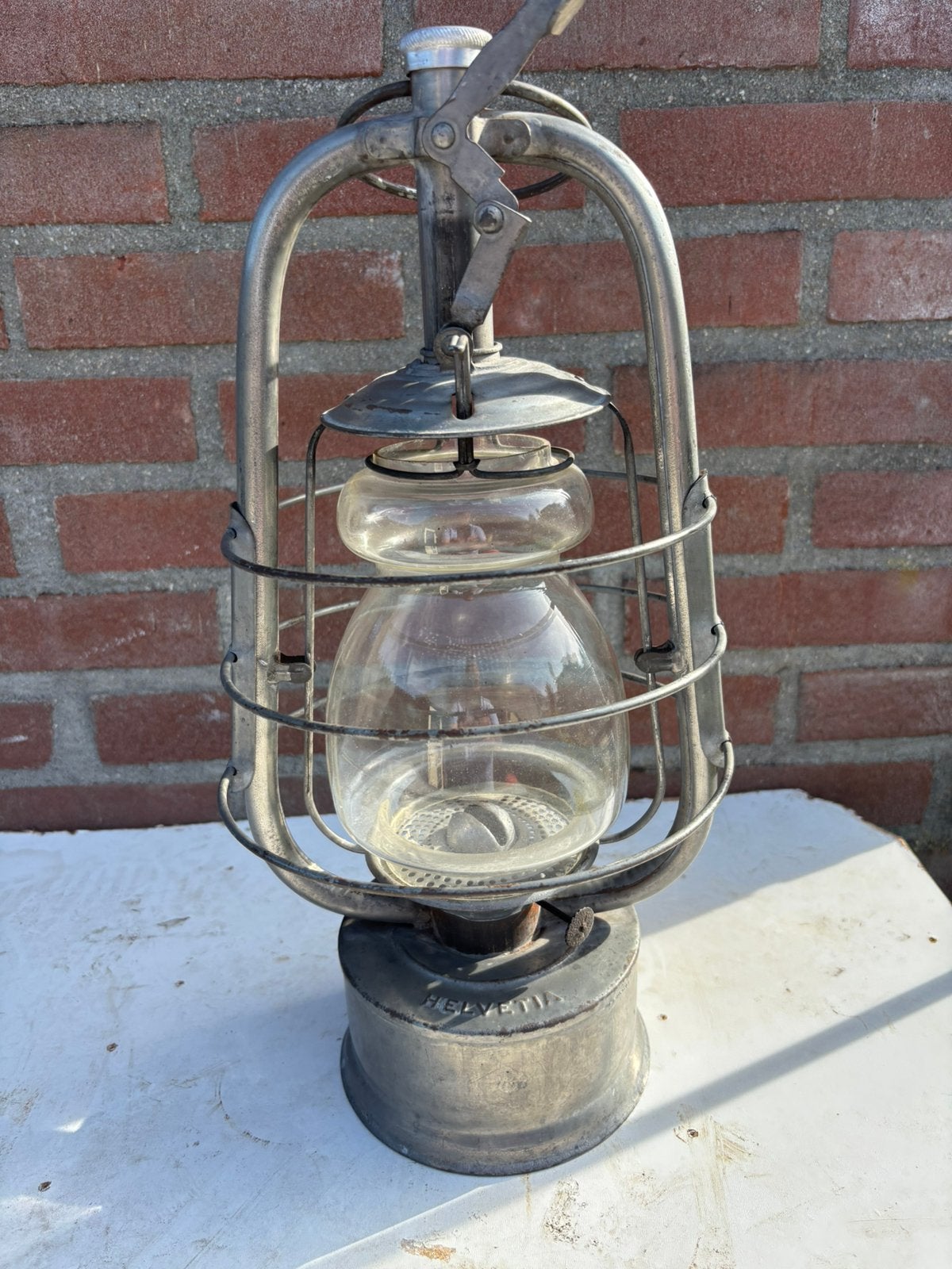 Helvetia stormlamp, lantaarn, olielamp, Antiek en Kunst, Antiek | Lampen, Ophalen of Verzenden