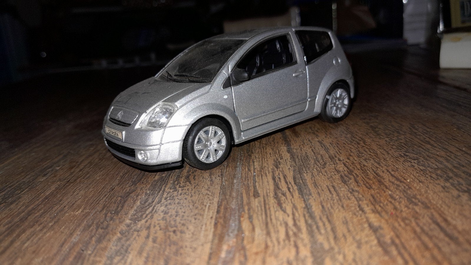 Zilverkleurige Citroën C2 modelauto, Ophalen of Verzenden, Gebruikt, Auto